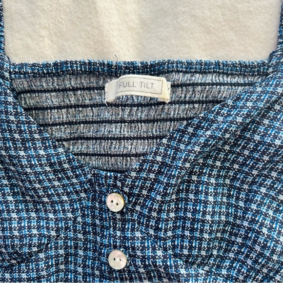 FULL TILT Tillys Button Front Womens Blue and Black Plaid Small Crop Top - Picture 5 of 9